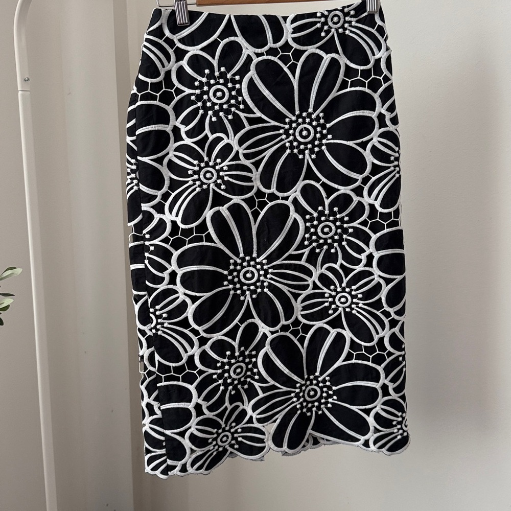 Anthropologie Maeve Floral Cutwork Skirt Size 0